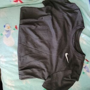 Girls nike shirt